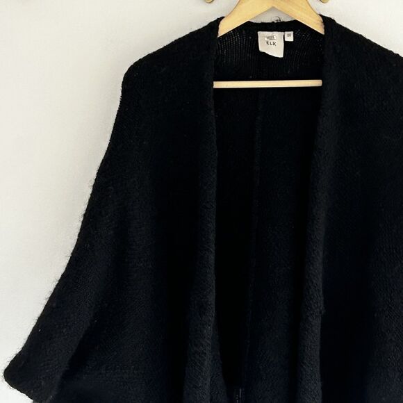 Elk The Label 100% Wool Knit Poncho Sweater Size OS Black Wrap Thick Wrap - Picture 2 of 11